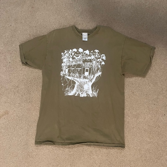 Gold Label Basics White Graphic T-Shirt - Picture 1 of 3